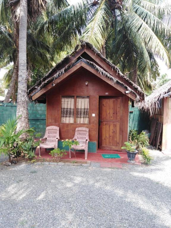 Blue Ocean Cabana Hotell Trincomalee Exteriör bild